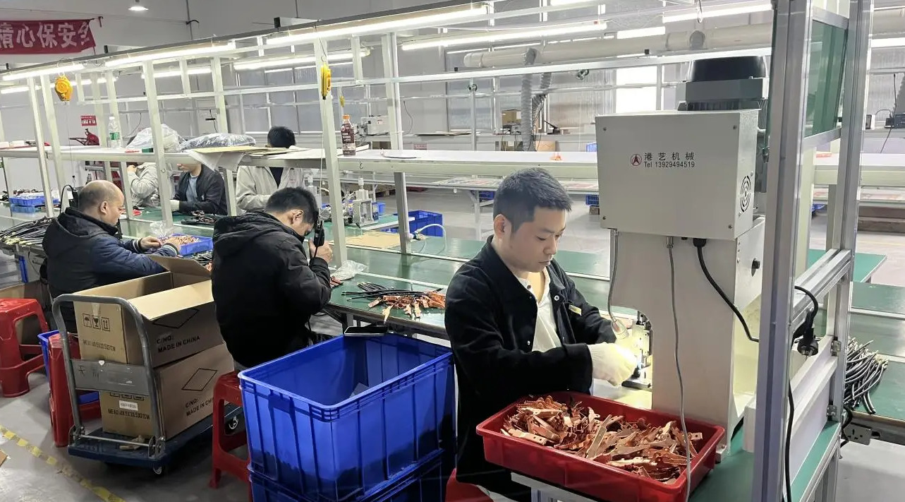 Shenzhen CHL Industries Co., Ltd. 공장 생산 라인
